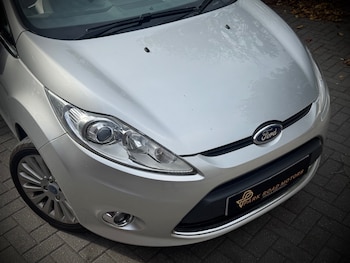 Used Ford Fiesta 2011 for sale - 76220330: Photo 4