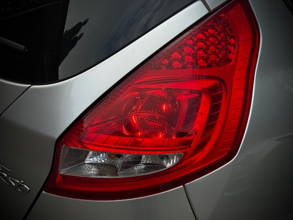 Used Ford Fiesta 2011 for sale - 76220330: Photo 9