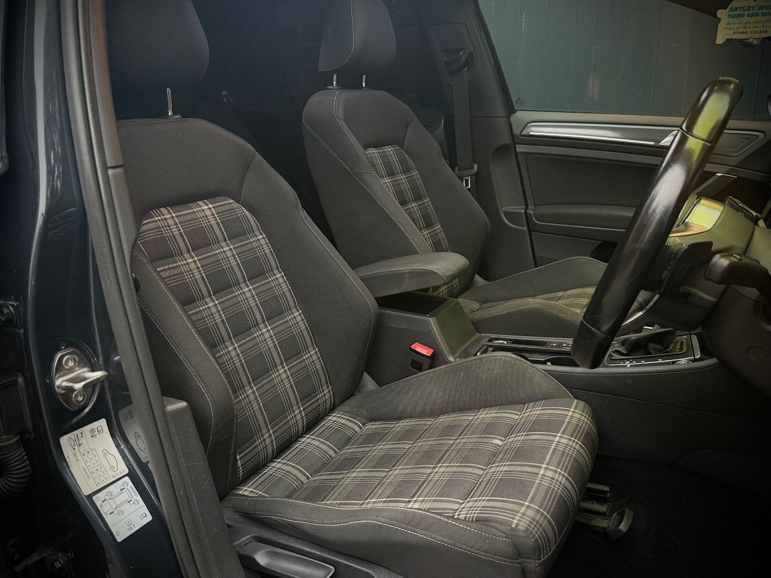 Used Volkswagen Golf 2017 for sale - 76506252: Photo 12