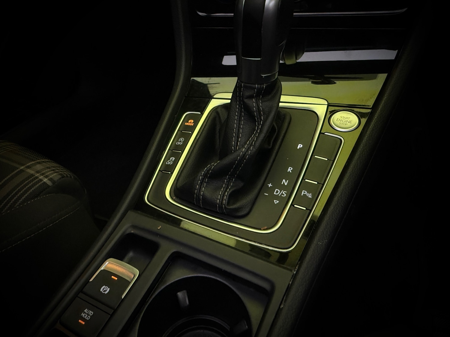 Used Volkswagen Golf 2017 for sale - 76506252: Photo 16