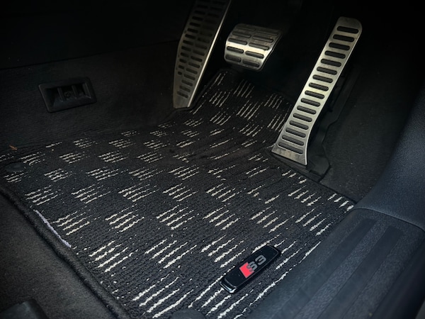 Used Audi S3 2010 for sale - 76182237: Photo 15