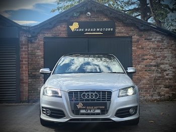 Used Audi S3 2010 for sale - 76182237: Photo 2
