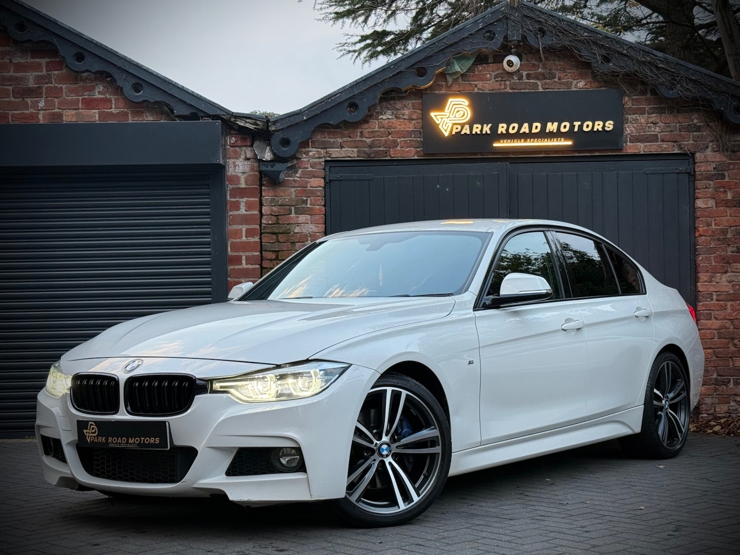 Used BMW 3 Series 2016 for sale - 76449655: Photo 1