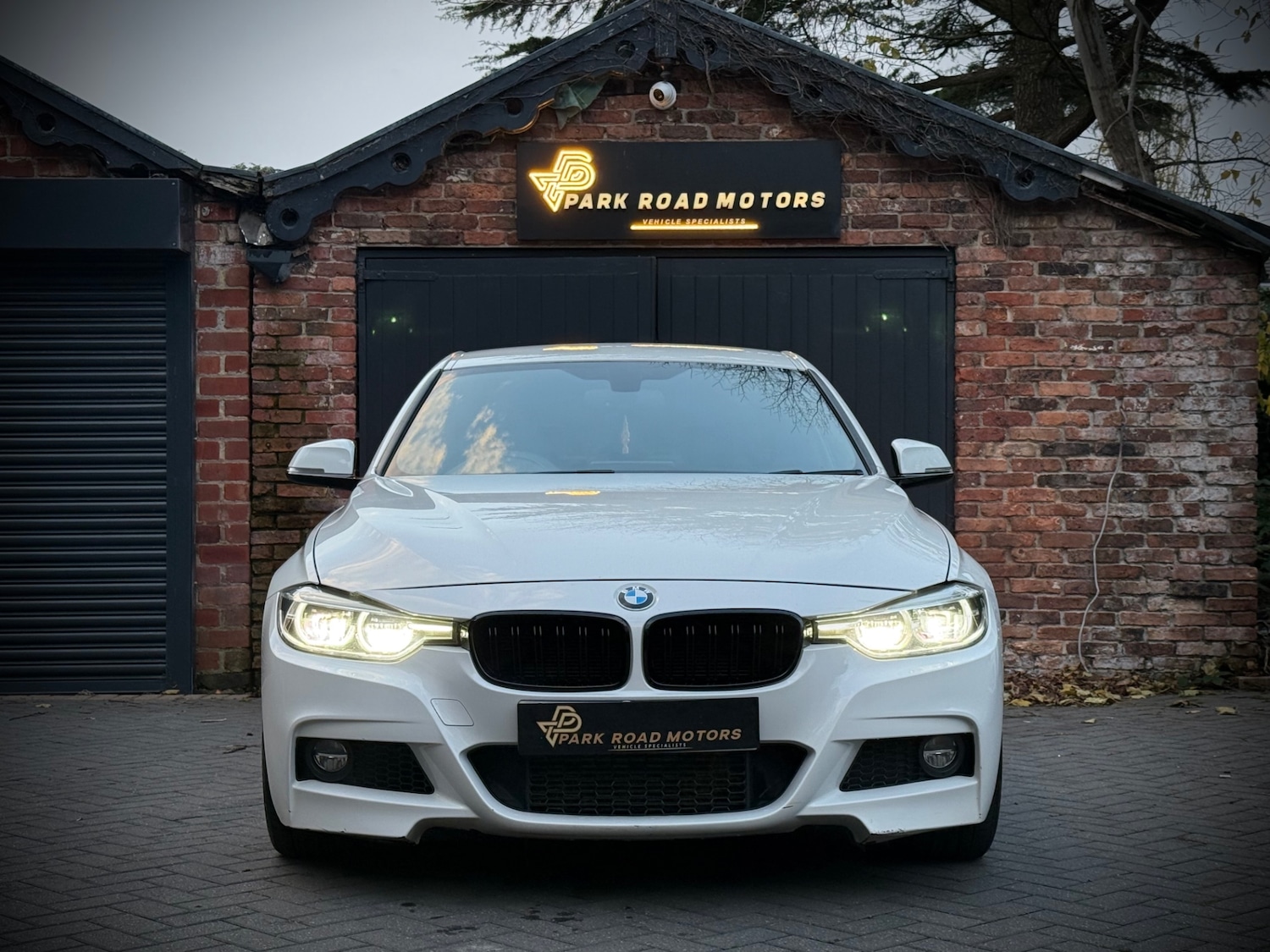 Used BMW 3 Series 2016 for sale - 76449655: Photo 2