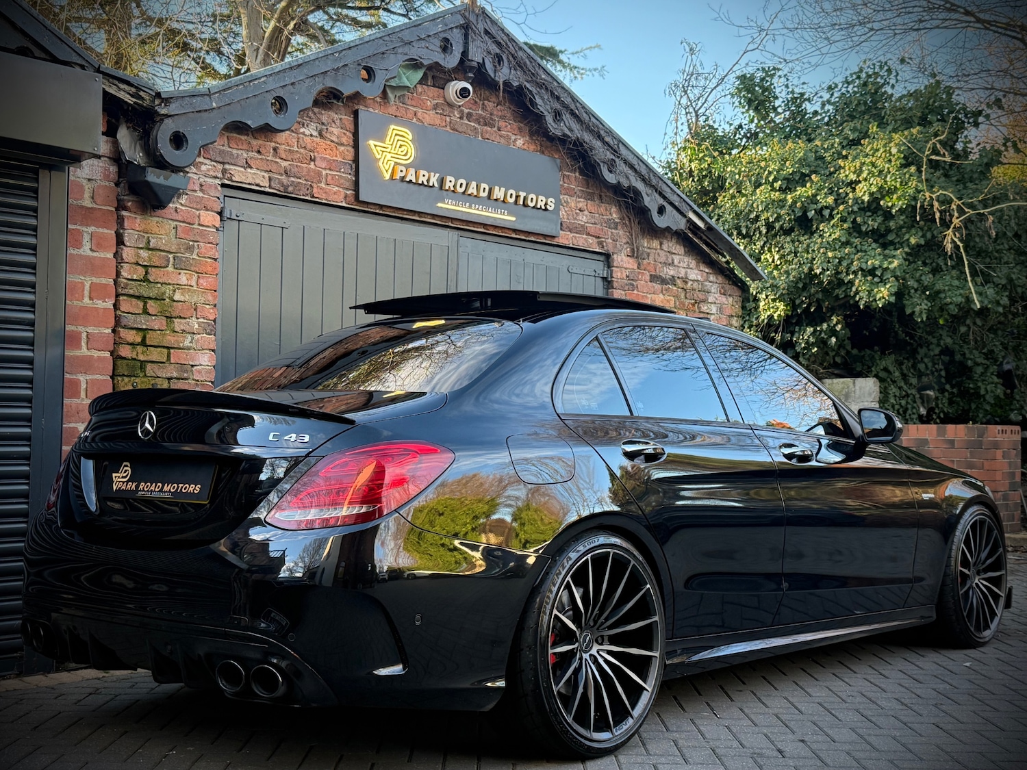 Used Mercedes-Benz C Class 2017 for sale - 77184080: Photo 7