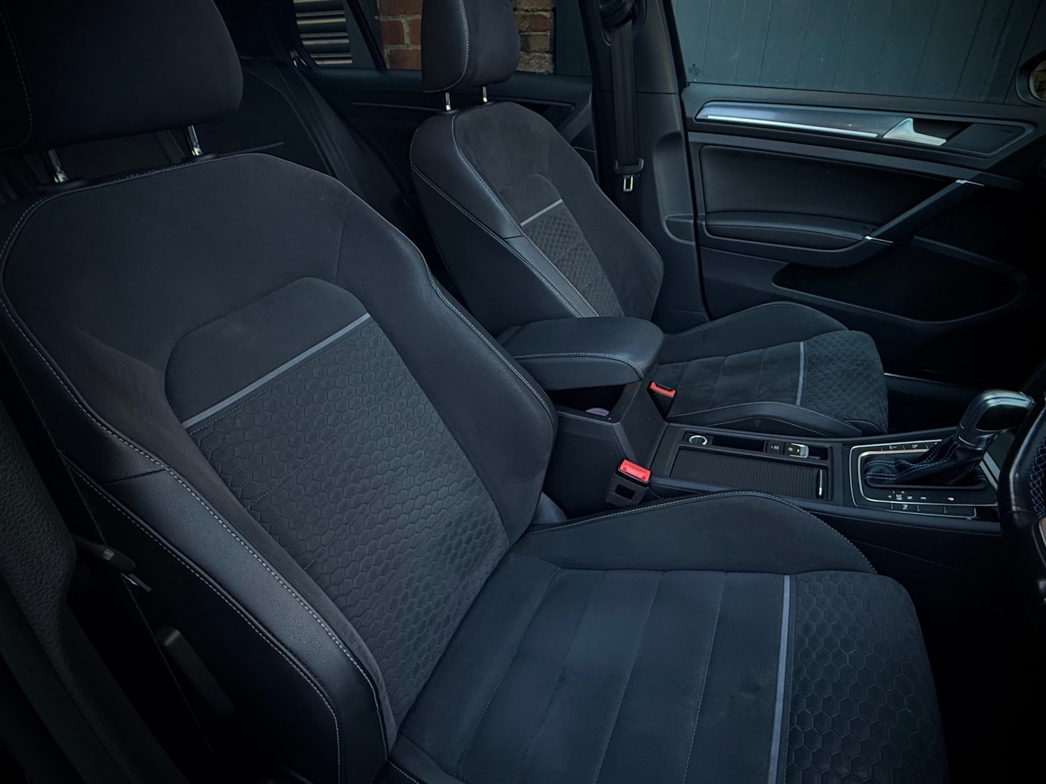 Used Volkswagen Golf 2017 for sale - 77125368: Photo 14