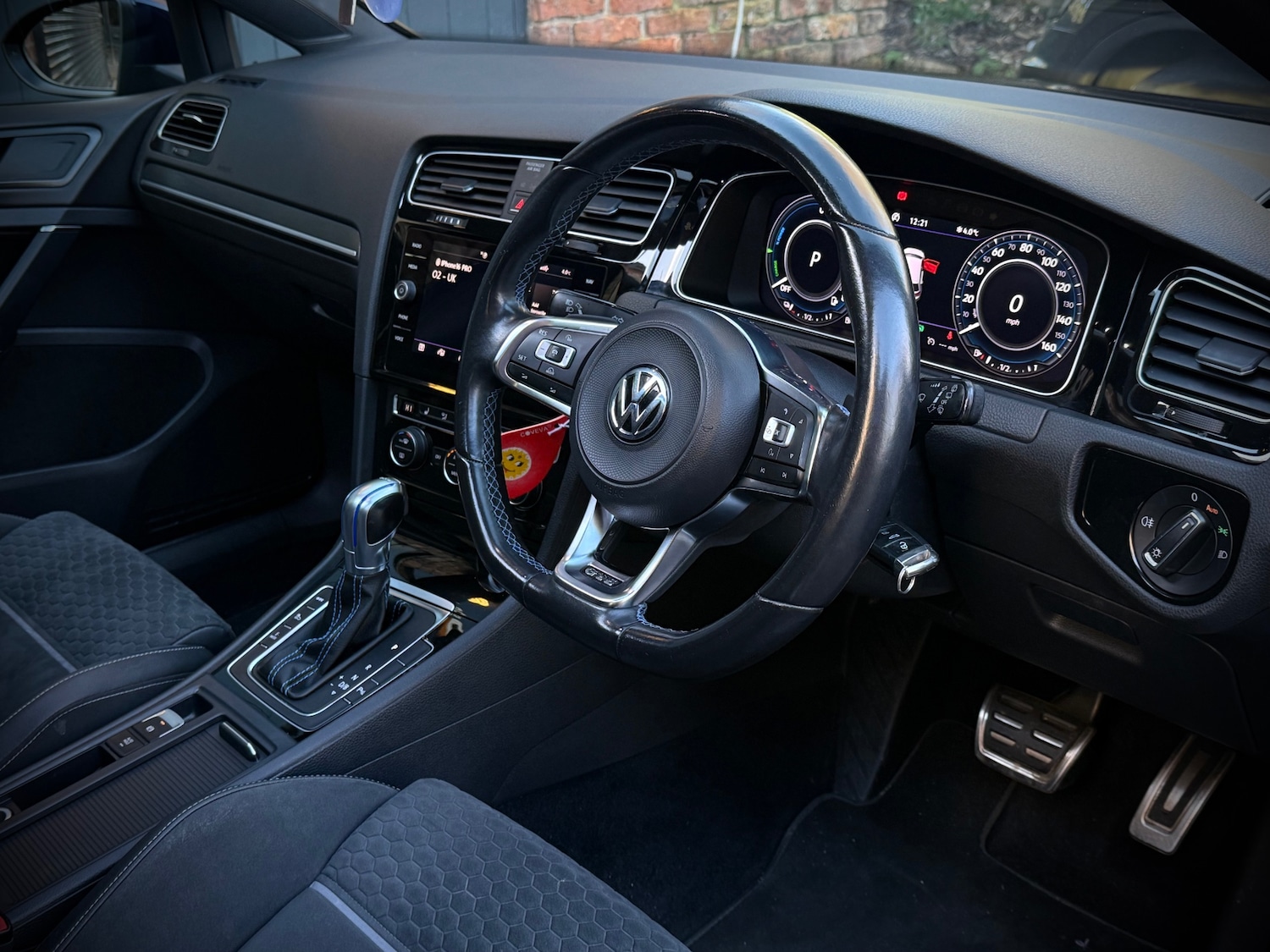 Used Volkswagen Golf 2017 for sale - 77125368: Photo 15