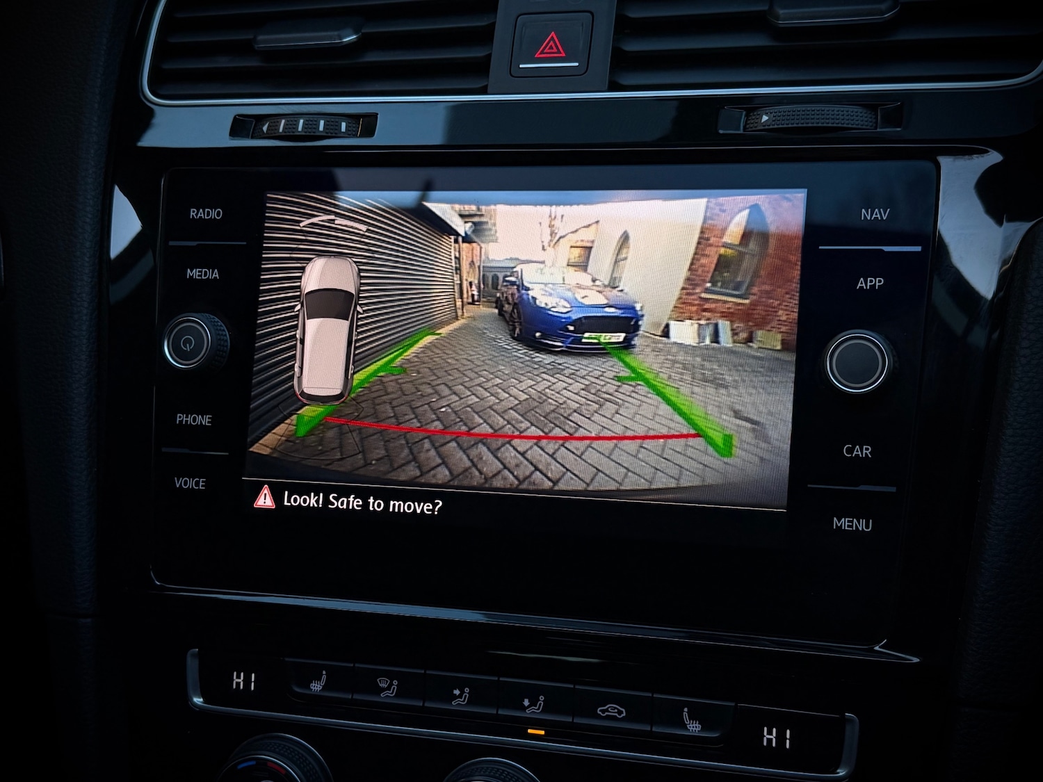 Used Volkswagen Golf 2017 for sale - 77125368: Photo 20