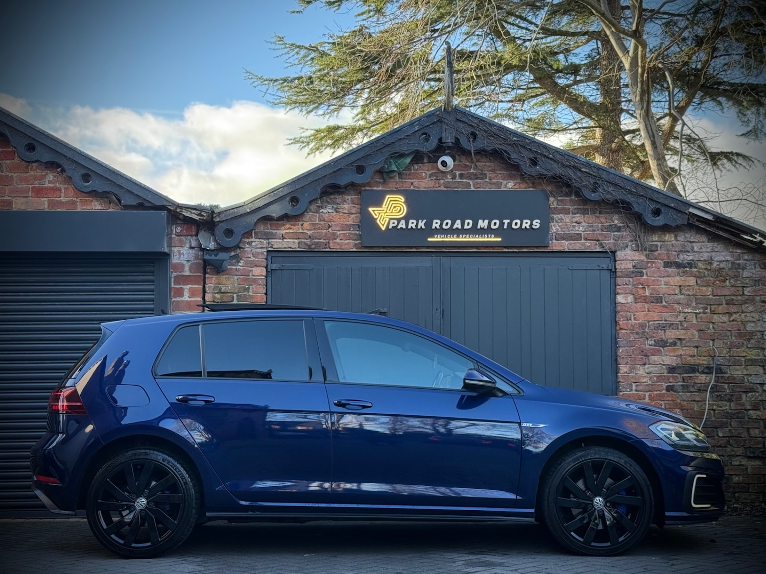 Used Volkswagen Golf 2017 for sale - 77125368: Photo 6