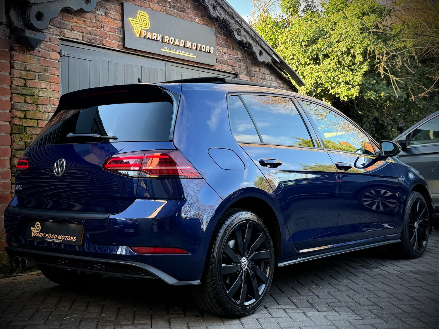 Used Volkswagen Golf 2017 for sale - 77125368: Photo 7