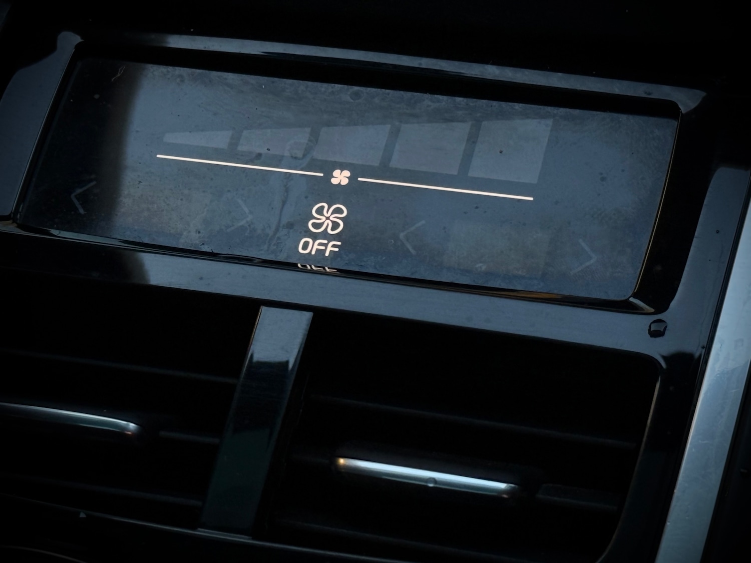 Used Volvo V90 2017 for sale - 76626755: Photo 25