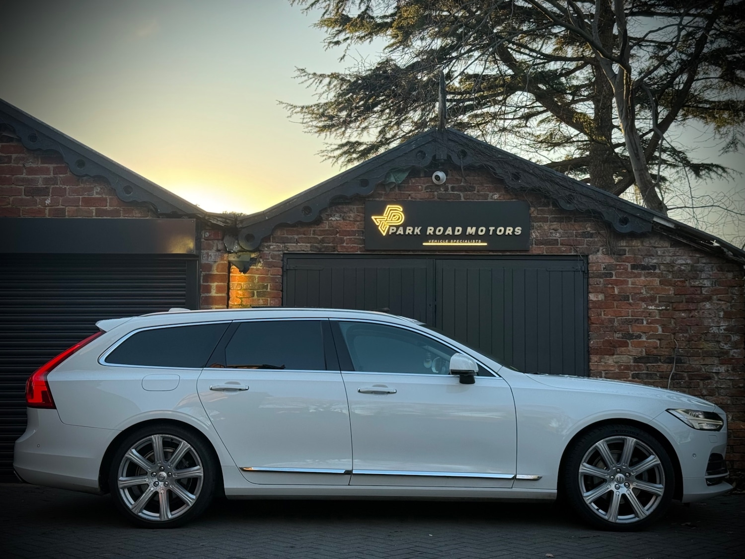 Used Volvo V90 2017 for sale - 76626755: Photo 6