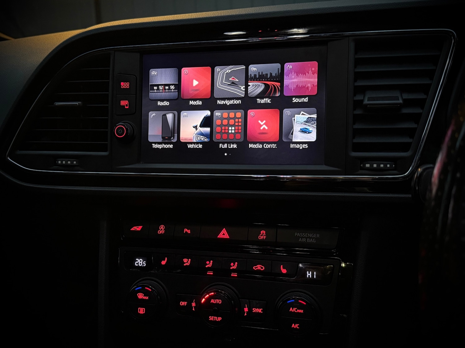 Used SEAT Leon 2019 for sale - 76450497: Photo 17