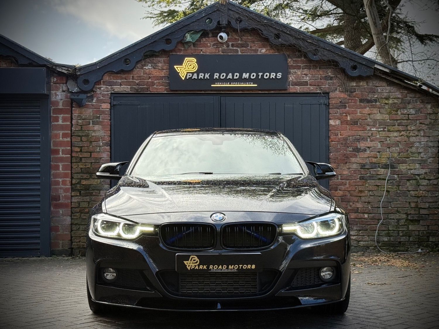 Used BMW 3 Series 2018 for sale - 78140435: Photo 2