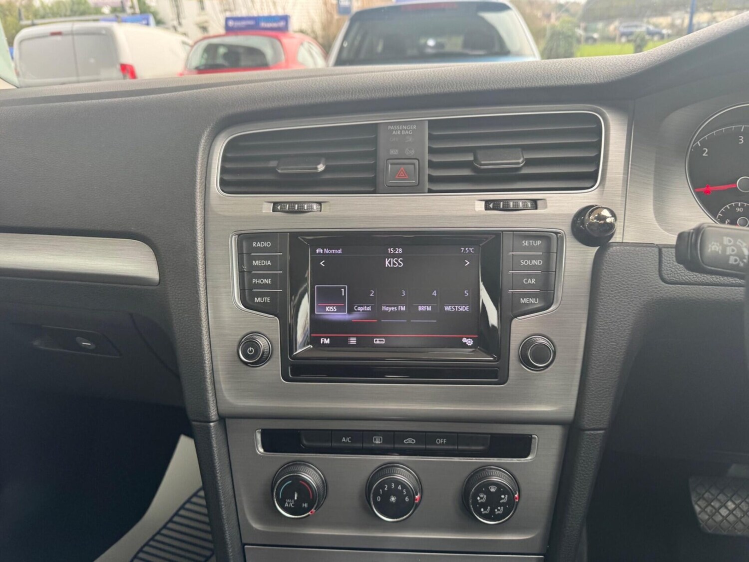 Used Volkswagen Golf 2014 for sale - 77932704: Photo 20