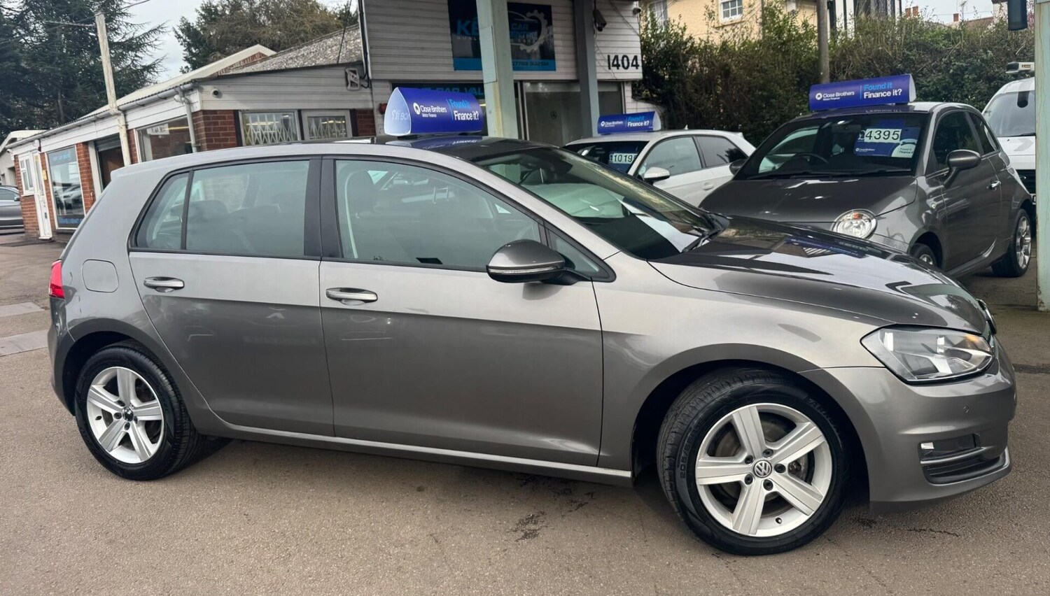 Used Volkswagen Golf 2014 for sale - 77932704: Photo 8