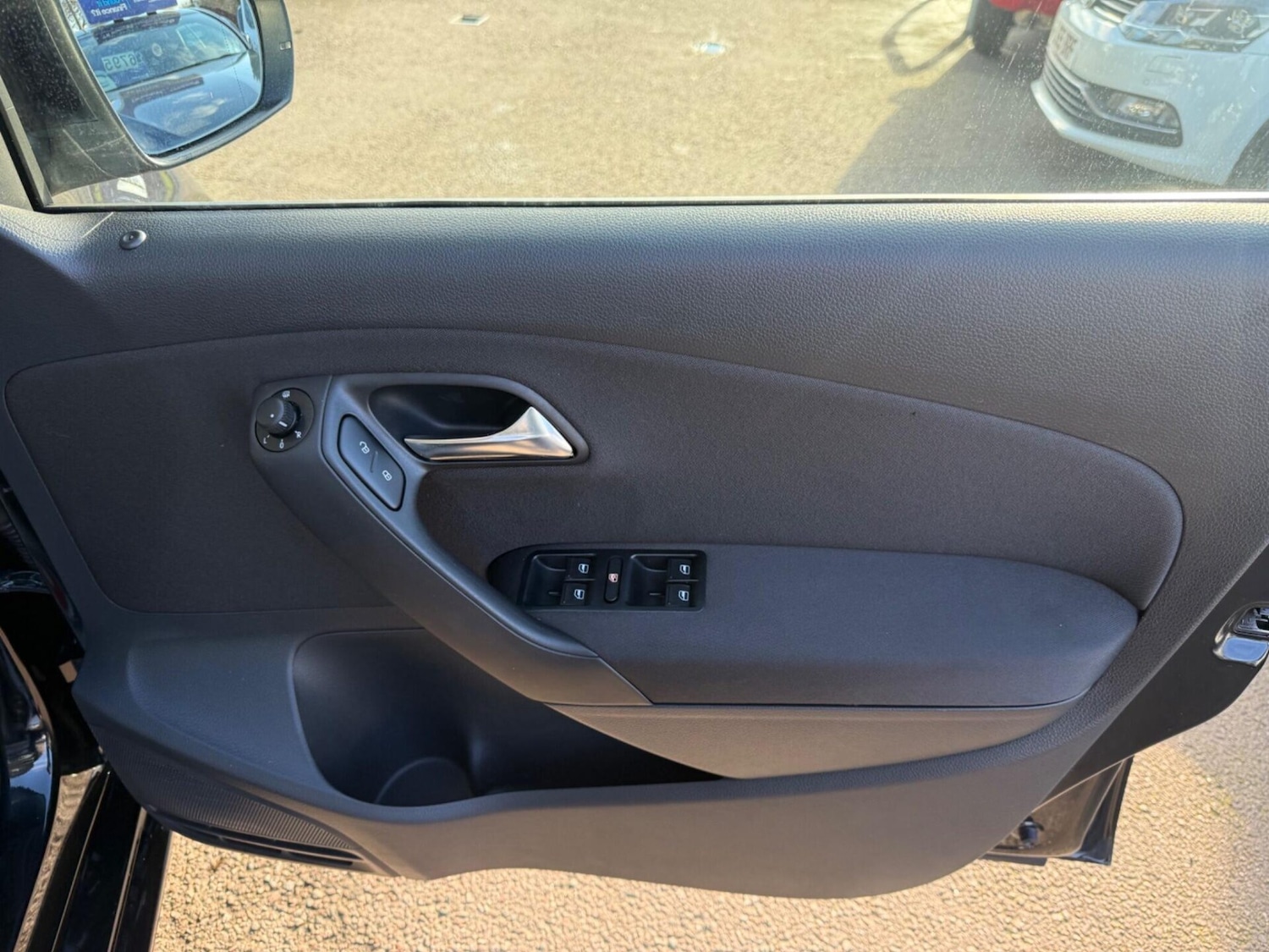 Used Volkswagen Polo 2013 for sale - 77973590: Photo 24