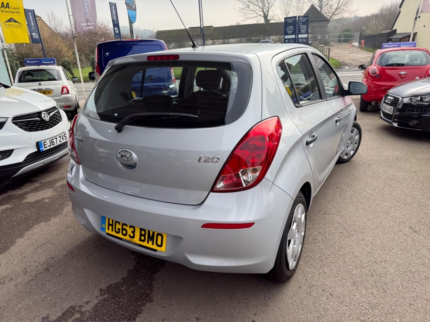 Used Hyundai i20 2013 for sale - 77932744: Photo 11