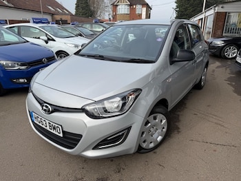 Used Hyundai i20 2013 for sale - 77932744: Photo