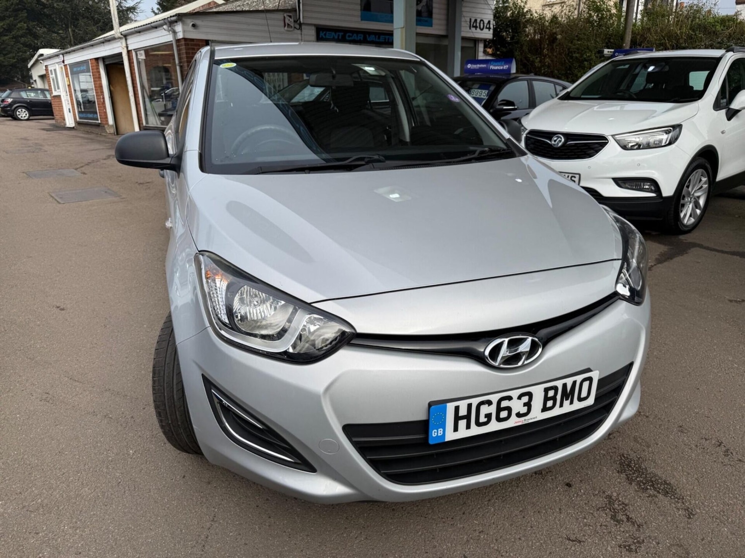 Used Hyundai i20 2013 for sale - 77932744: Photo 9