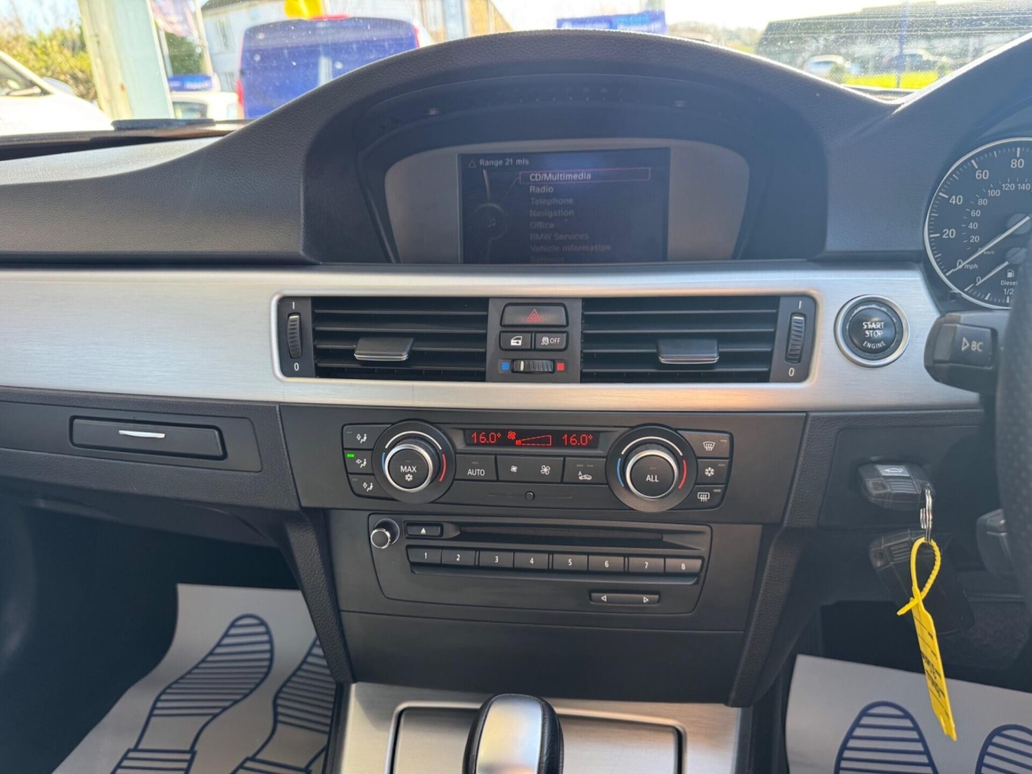 Used BMW 3 Series 2011 for sale - 77932807: Photo 22