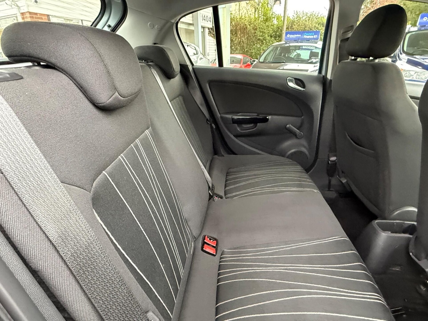 Used Vauxhall Corsa 2010 for sale - 78084094: Photo 24