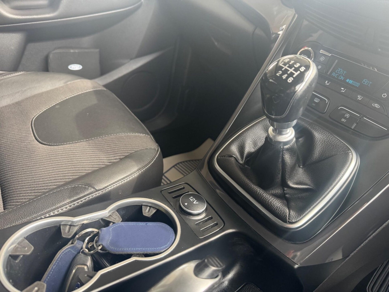 Used Ford Kuga 2016 for sale - 78179447: Photo 23