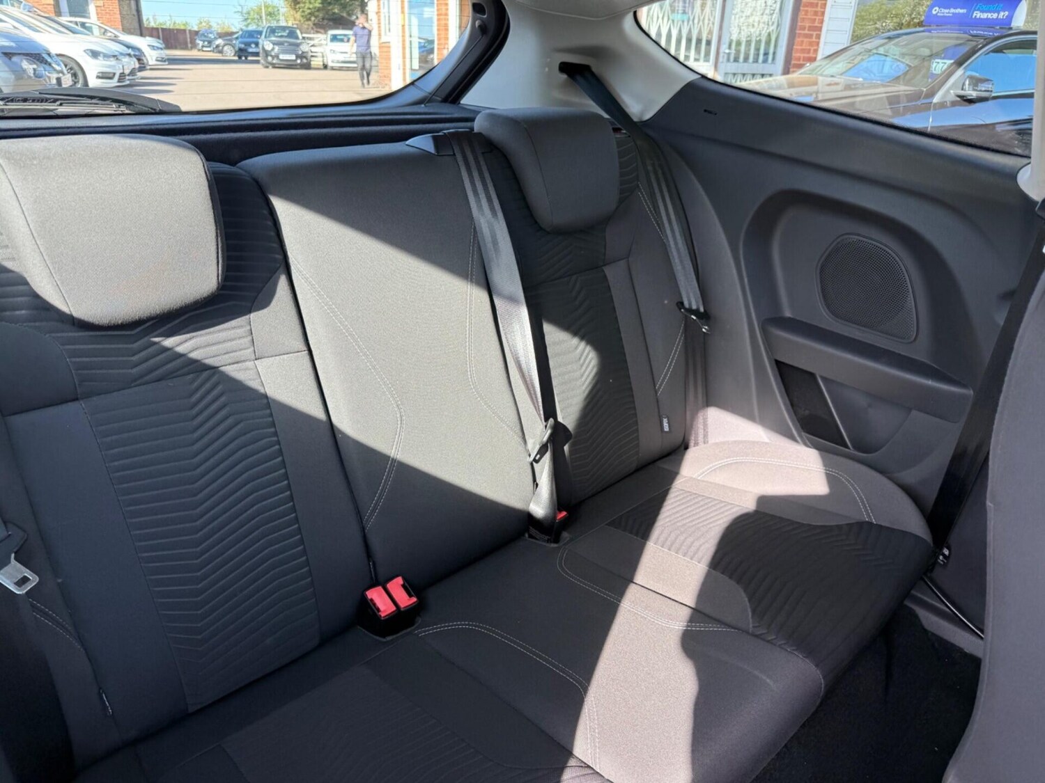 Used Ford Fiesta 2015 for sale - 78168406: Photo 25