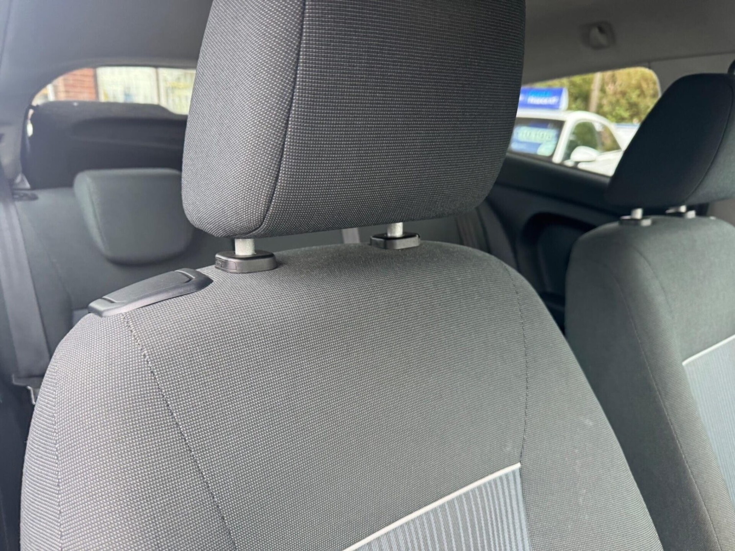 Used Ford Fiesta 2011 for sale - 77932778: Photo 7