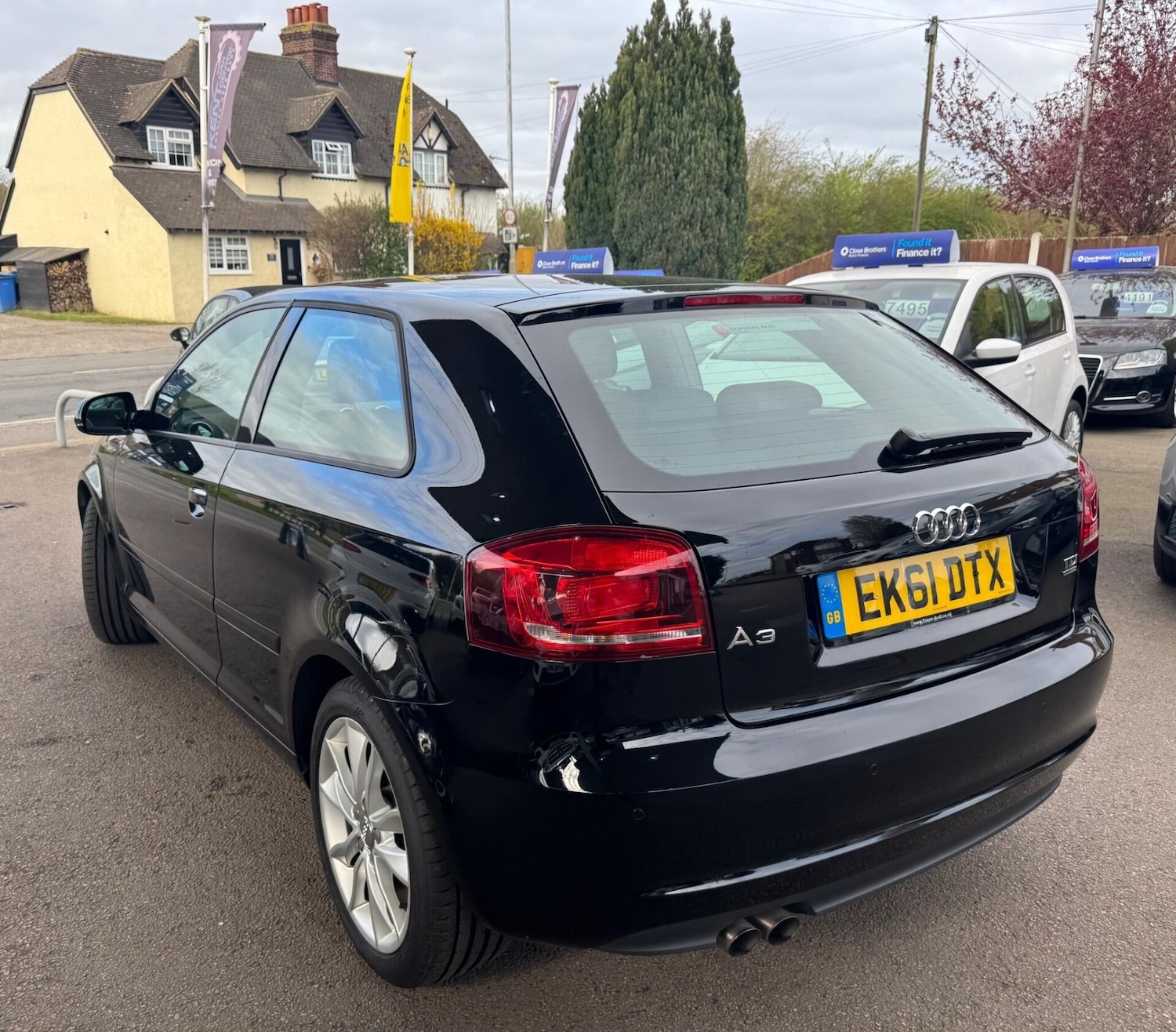 Used Audi A3 2011 for sale - 78131729: Photo 2