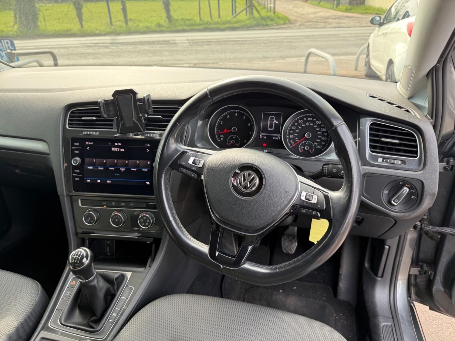 Used Volkswagen Golf 2017 for sale - 77985029: Photo 11