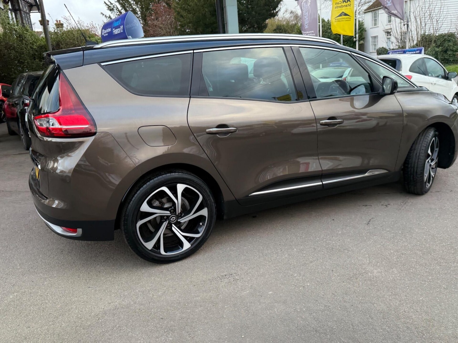 Used Renault Grand Scenic 2017 for sale - 78001623: Photo 15