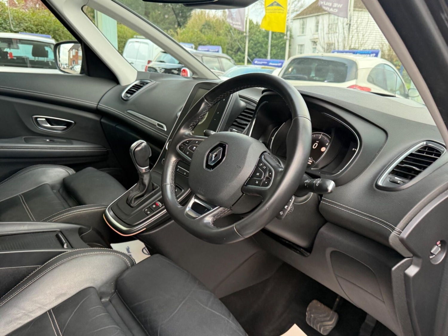 Used Renault Grand Scenic 2017 for sale - 78001623: Photo 20