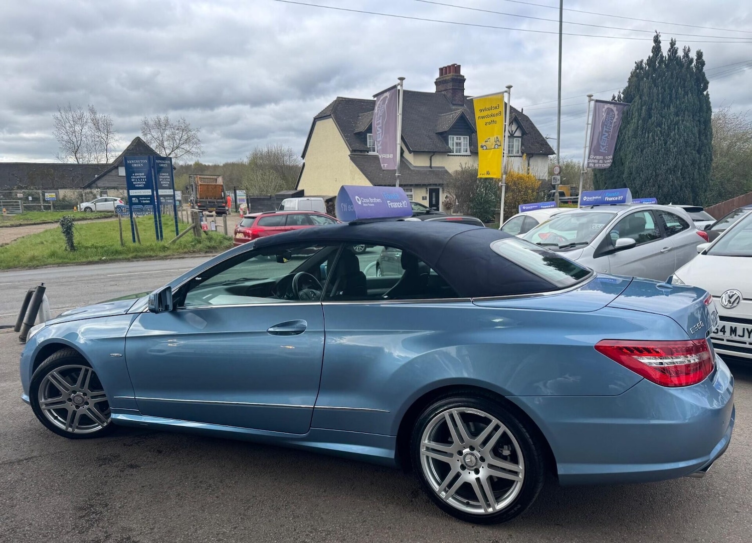 Used Mercedes-Benz E Class 2010 for sale - 78108262: Photo 4