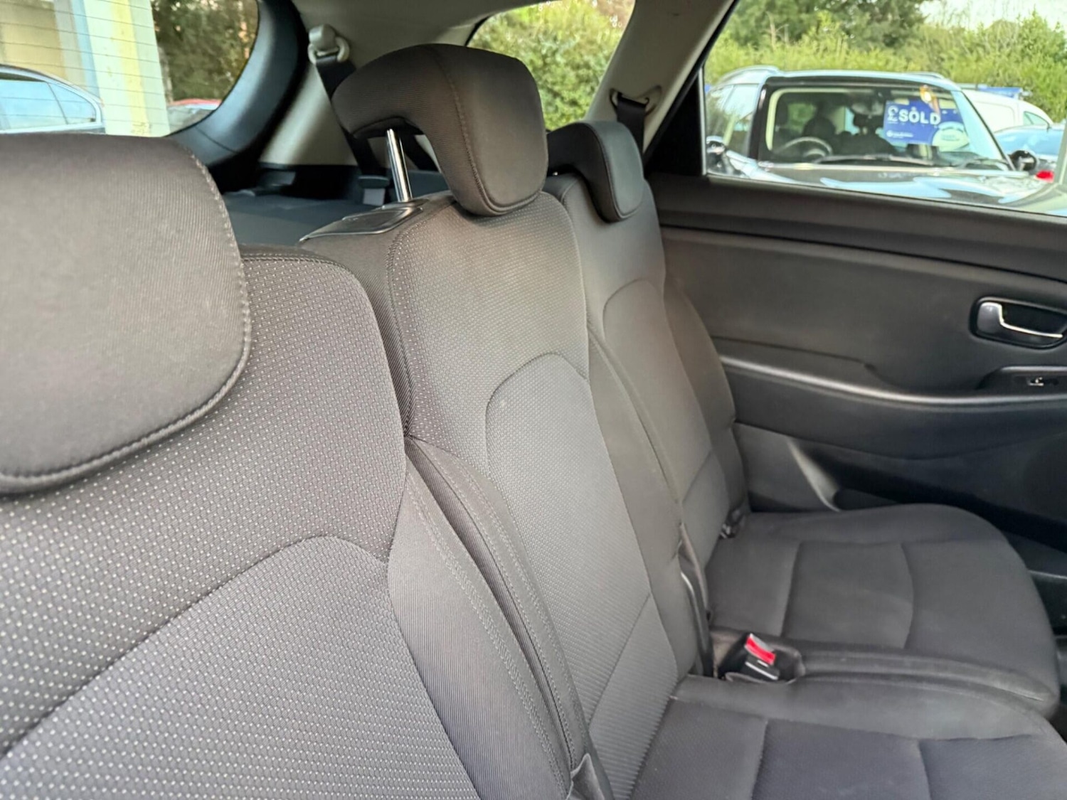 Used Kia Carens 2015 for sale - 78038750: Photo 16