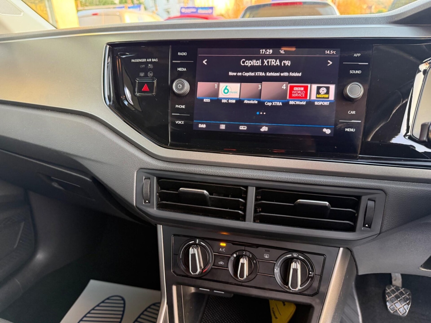 Used Volkswagen Polo 2018 for sale - 77952124: Photo 25