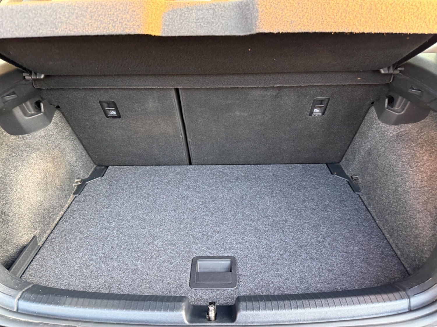 Used Volkswagen Polo 2018 for sale - 77952124: Photo 28