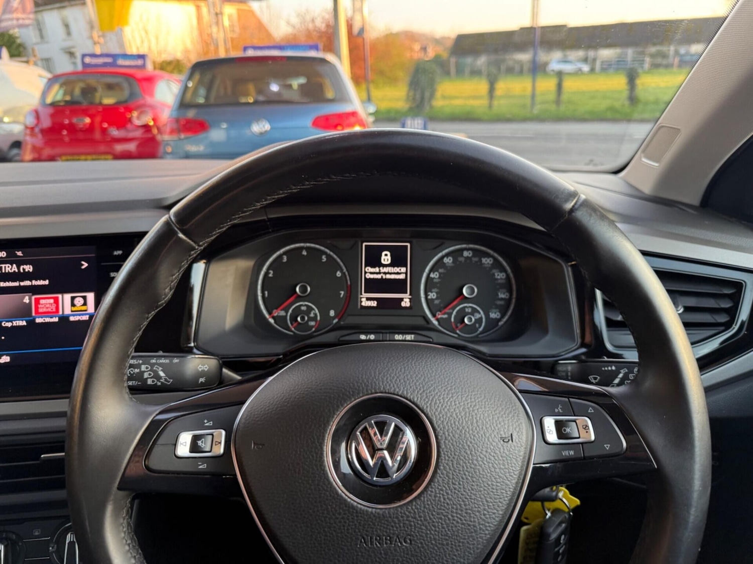 Used Volkswagen Polo 2018 for sale - 77952124: Photo 30