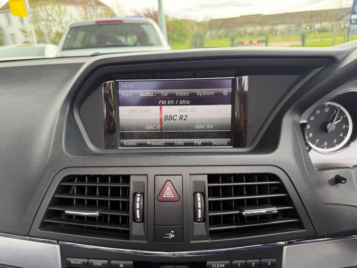 Used Mercedes-Benz E Class 2012 for sale - 78211841: Photo 26