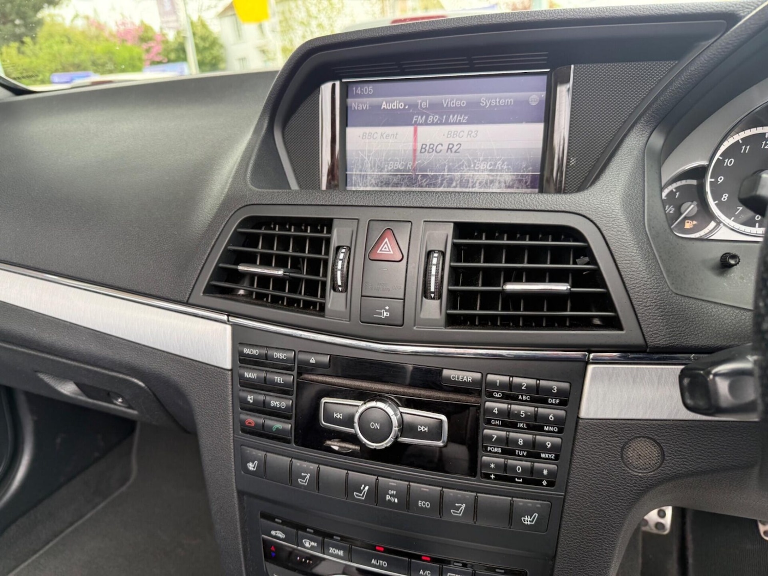 Used Mercedes-Benz E Class 2012 for sale - 78211841: Photo 27