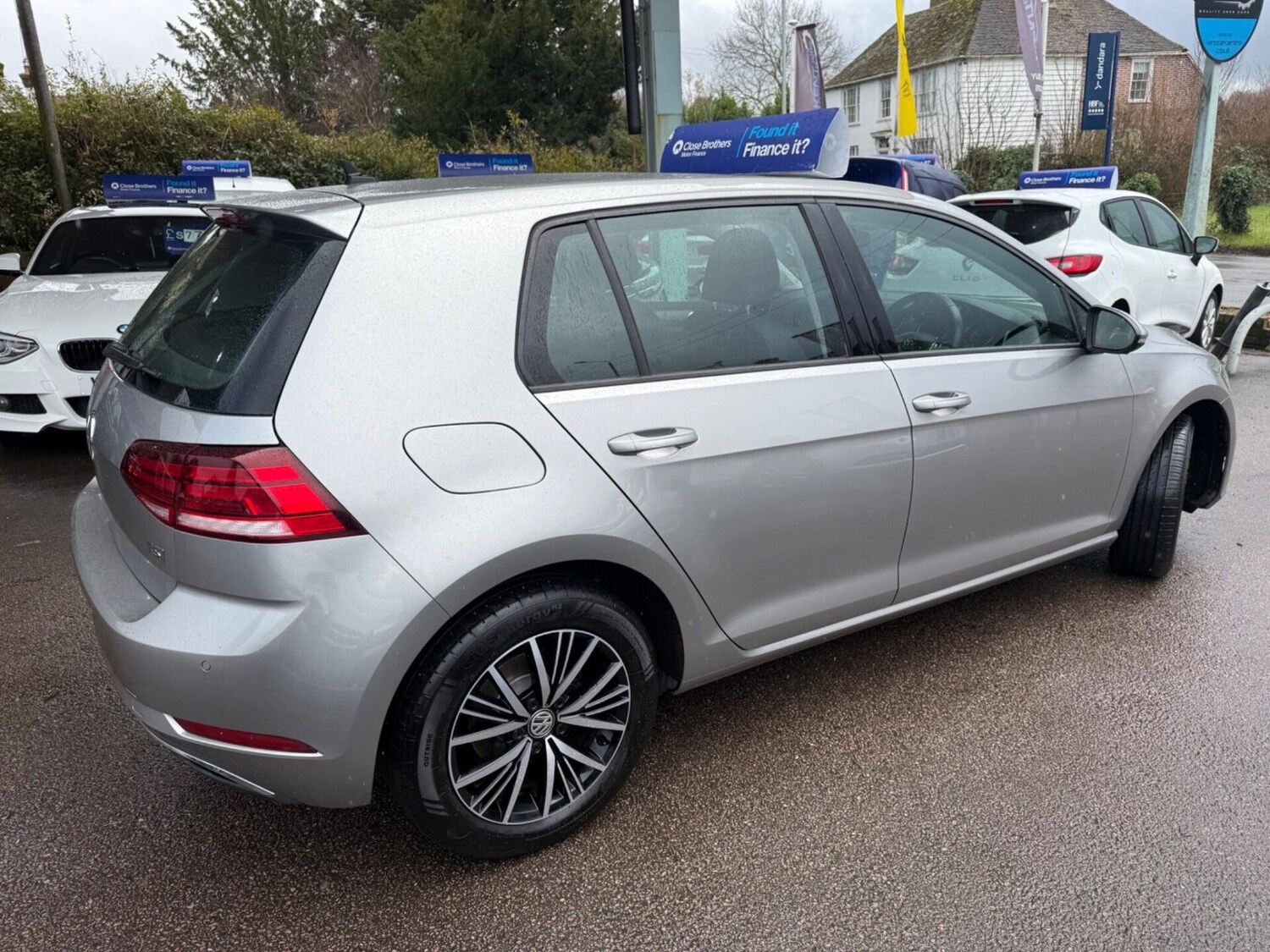Used Volkswagen Golf 2017 for sale - 77932718: Photo 12
