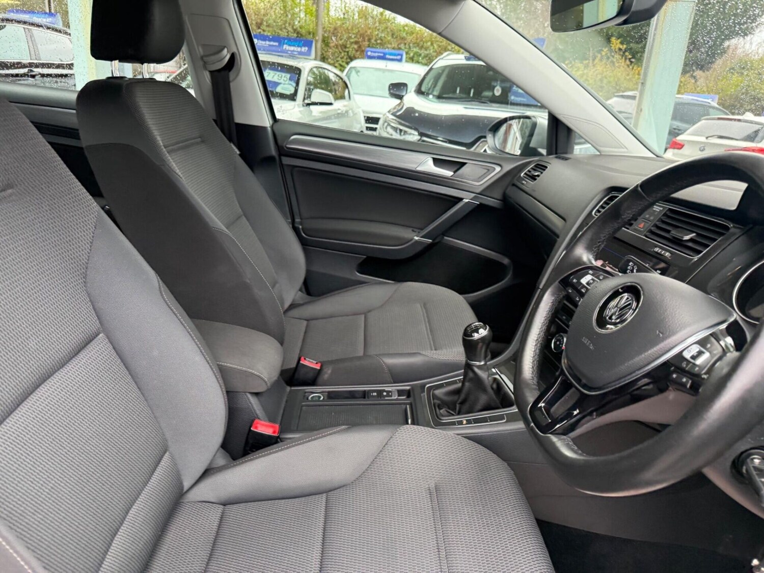 Used Volkswagen Golf 2017 for sale - 77932718: Photo 16