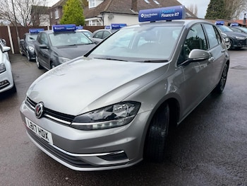Used Volkswagen Golf 2017 for sale - 77932718: Photo