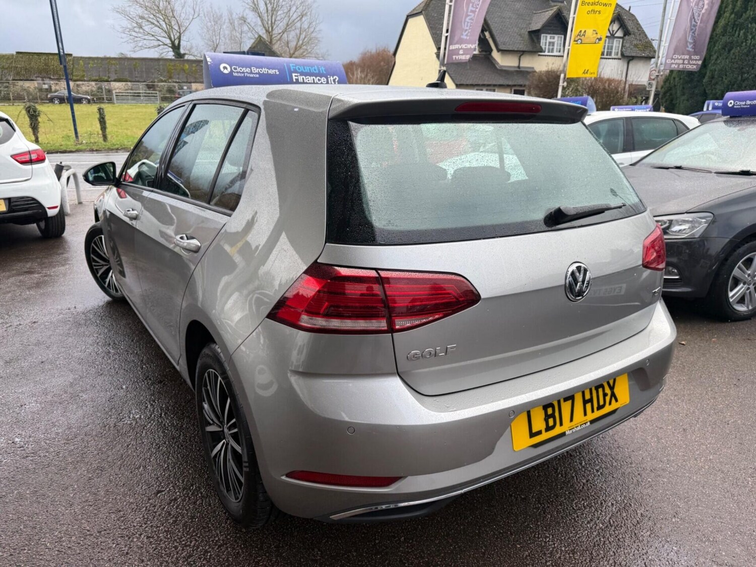 Used Volkswagen Golf 2017 for sale - 77932718: Photo 6