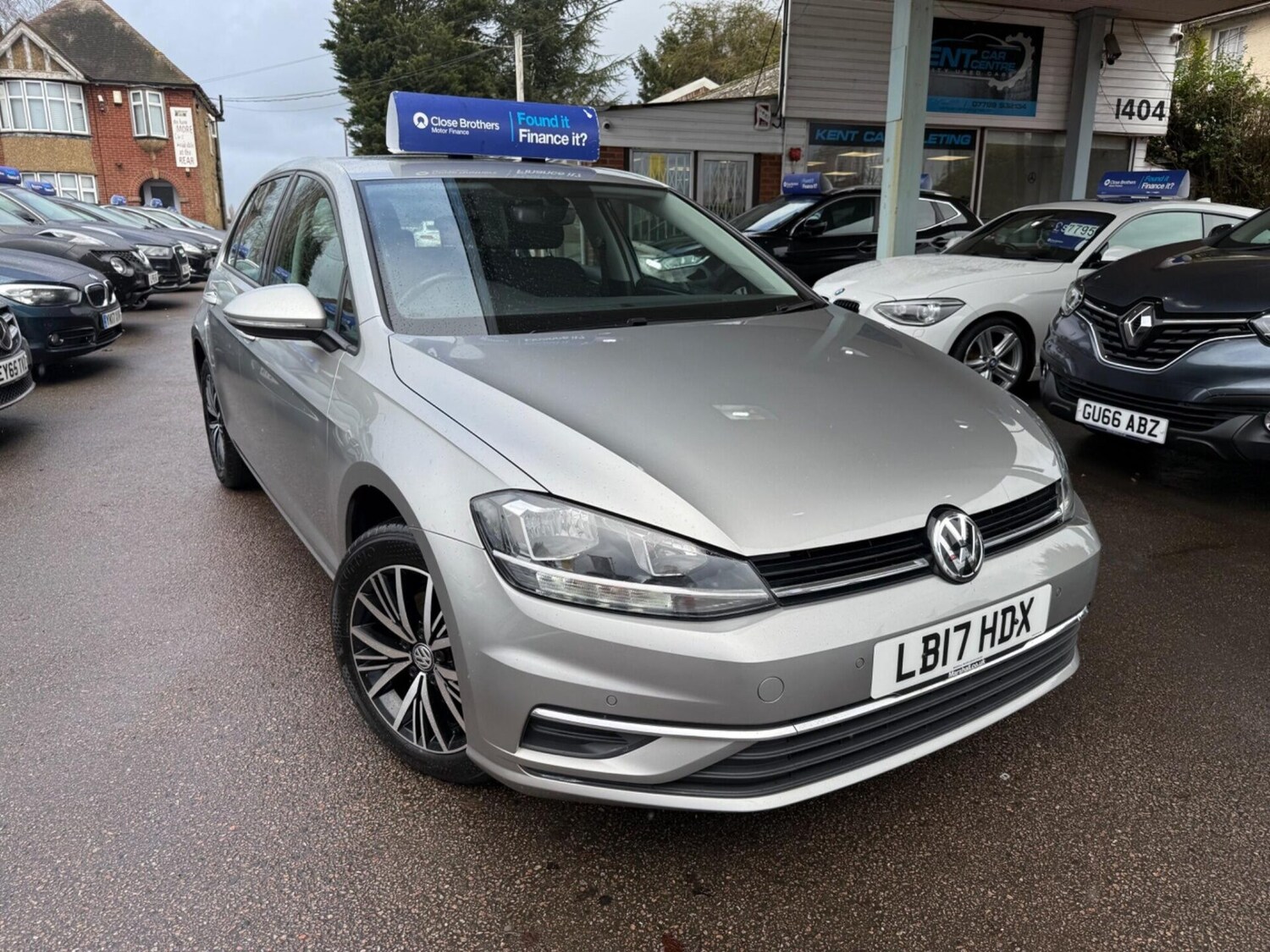 Used Volkswagen Golf 2017 for sale - 77932718: Photo 8