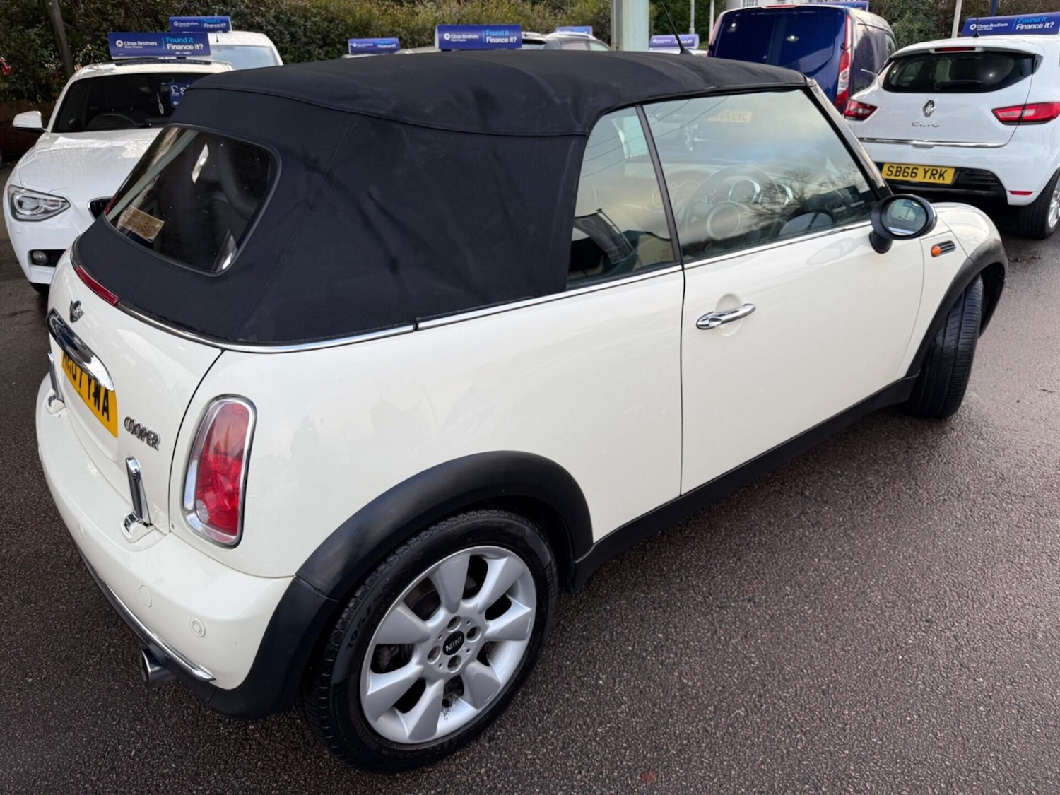 Used MINI Convertible 2007 for sale - 77932786: Photo 15