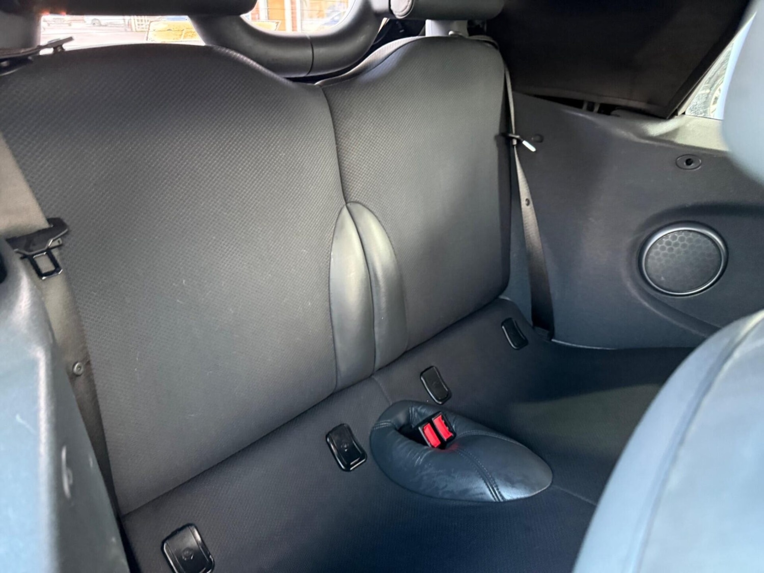 Used MINI Convertible 2007 for sale - 77932786: Photo 22