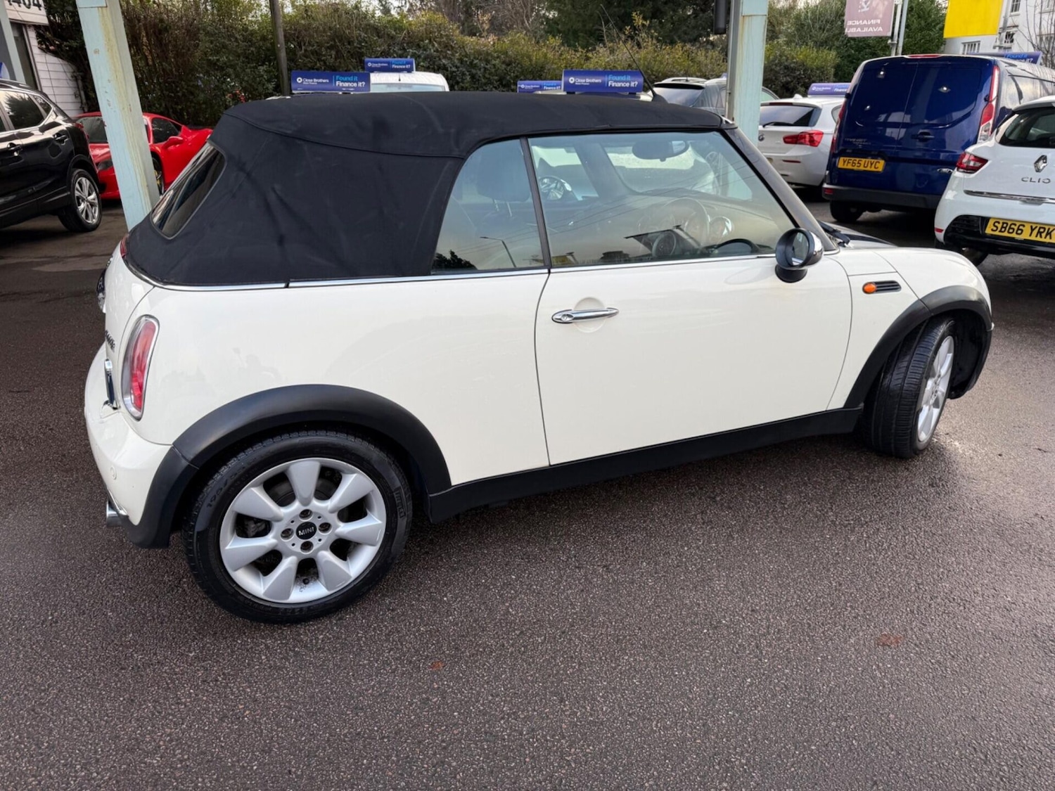 Used MINI Convertible 2007 for sale - 77932786: Photo 28