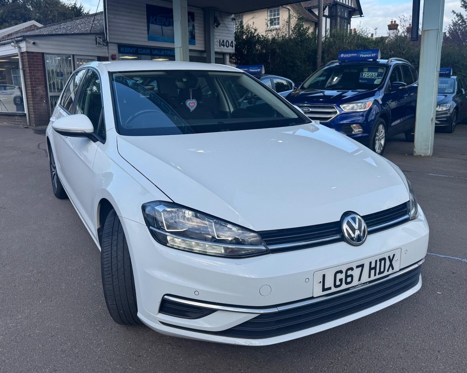 Used Volkswagen Golf 2017 for sale - 78070104: Photo 5