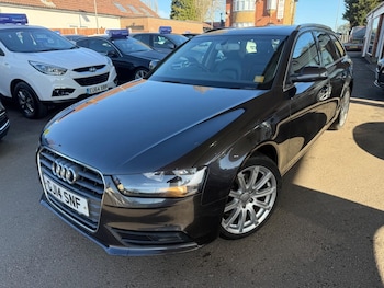 Used Audi A4 2014 for sale - 77932712: Photo